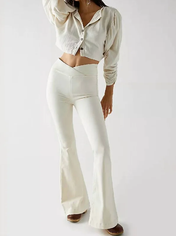 Women's Transitional Apparel Venice Beach Flare Jean In Worn White