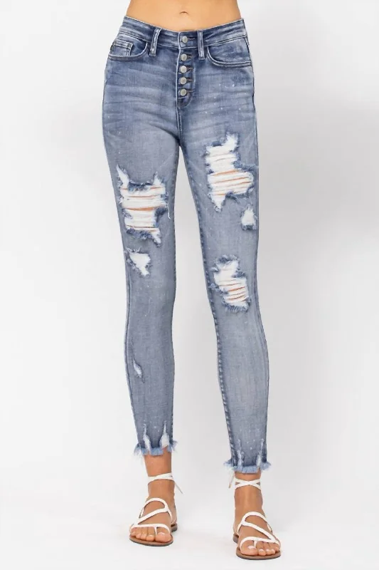 Outlet Clothing For The Win Skinny Jean In Blue