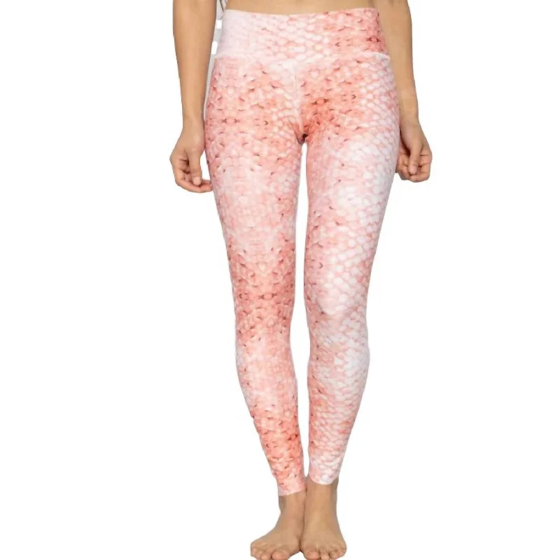 Women's Work Outfit Print Water Leggings In Coral Scale