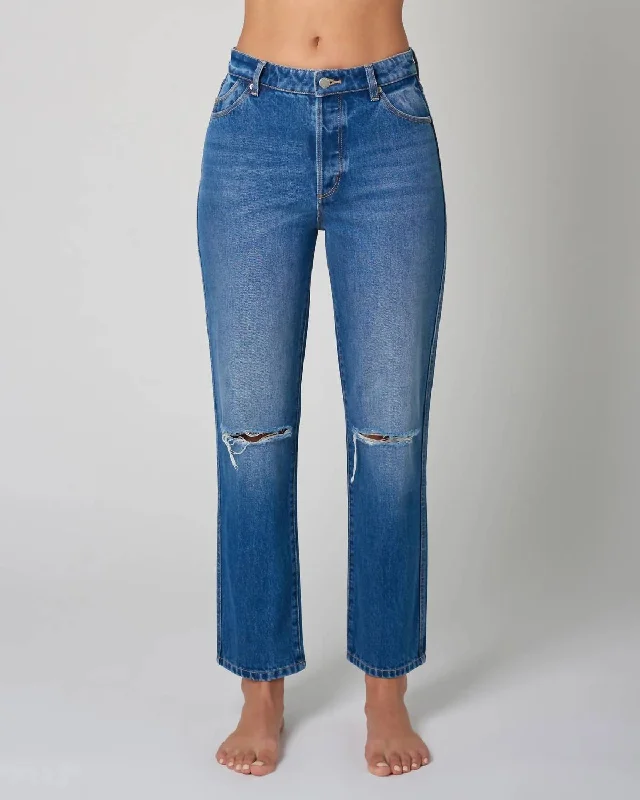 Trendy Online Boutiques Classic Straight Ankle Denim Pants In Worn