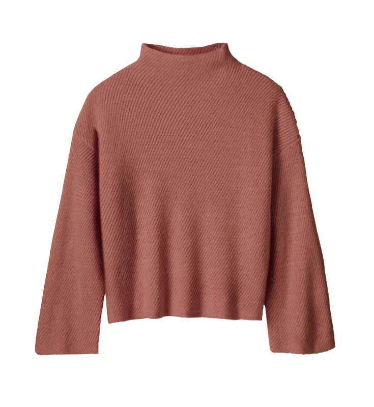 Sale On Clothing Women's Earnest Sweater In Light Mahogany