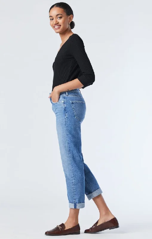 Women's Classic Outfit SOHO TAPERED LEG JEANS IN MID ORGANIC BLUE