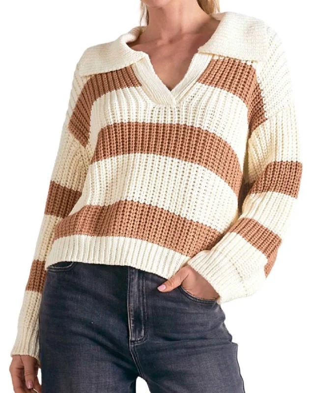 Classic Women's Apparel Stripe Collared Sweater In Camel/white