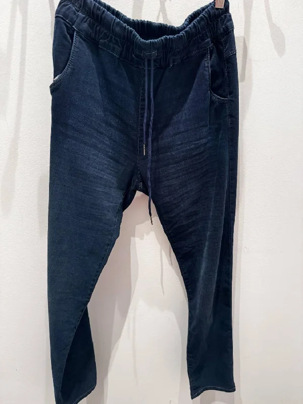 Fashion-forward Women's Wear Shely Denim In Dark Blue