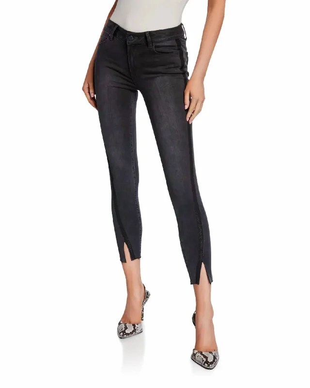 Chic Women's Clothing for Date Nights Verdugo With Twisted Seam Jean In Black