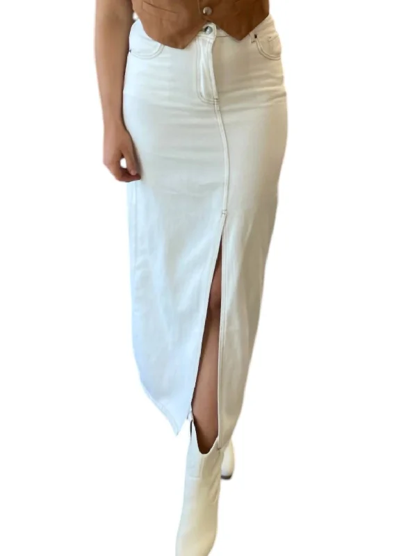 Fashionable Women's Casual Apparel Front Slit Midi Skirt In White