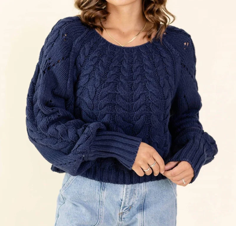 Chic Women's Clothing for Work and Travel Sandre Pullover Sweater In Navy