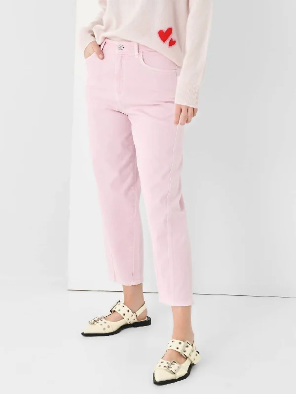 Casual and Comfortable Outfits Caleb Jean In Bubble Gum