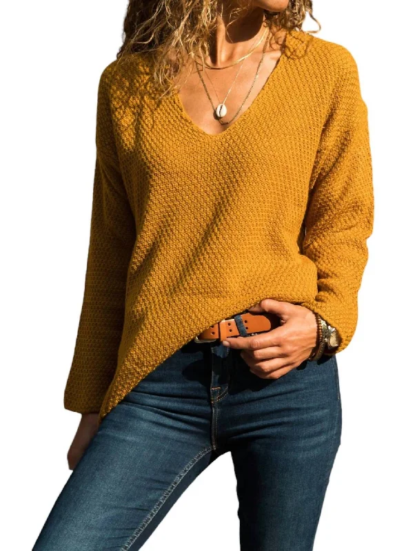 Women's Clothing V-Neck Brass Knitted Pocket Sweater In Mustard